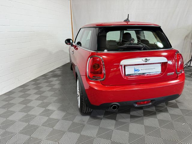 MINI Cooper 1.5 Klima NAVI PANO PDC 