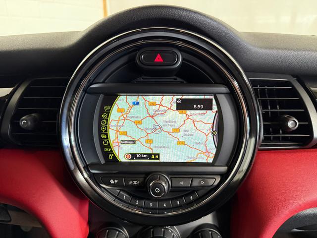 MINI Cooper 1.5 Klima NAVI PANO PDC 