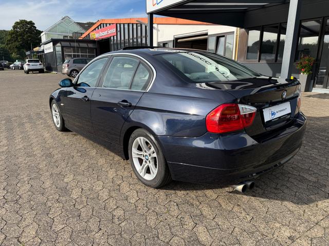 BMW 3er 325i Lim. Xenon KeyGo Leder Temp. Standheiz. SHZ 