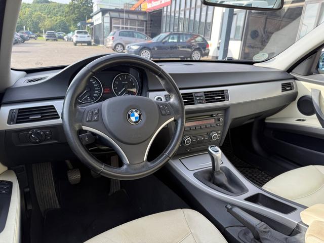 BMW 3er 325i Lim. Xenon KeyGo Leder Temp. Standheiz. SHZ 