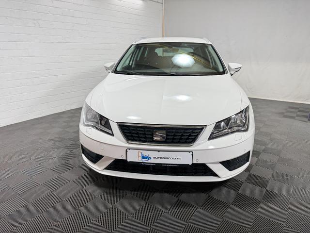 Seat Leon Sportstourer ST 1.4 TSI Style AHK SHZ KLIMA USB 