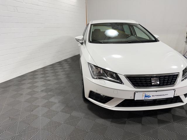 Seat Leon Sportstourer ST 1.4 TSI Style AHK SHZ KLIMA USB 