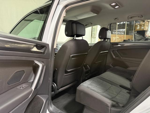 Volkswagen Tiguan Allspace 2.0 TDI Highline 4Motion KeyGo ACC AHK 