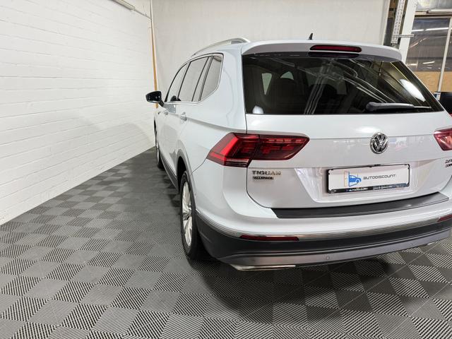Volkswagen Tiguan Allspace 2.0 TDI Highline 4Motion KeyGo ACC AHK 
