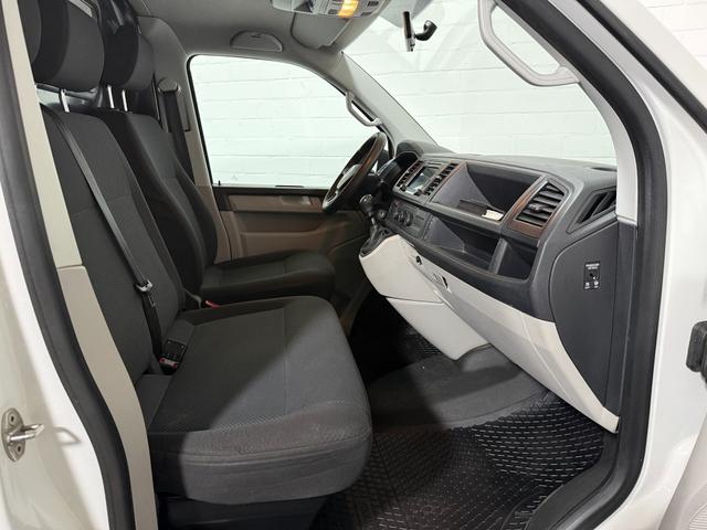 Volkswagen T6 Transporter 2.0 TDI 4Motion Kombi Standh. SHZ AHK 