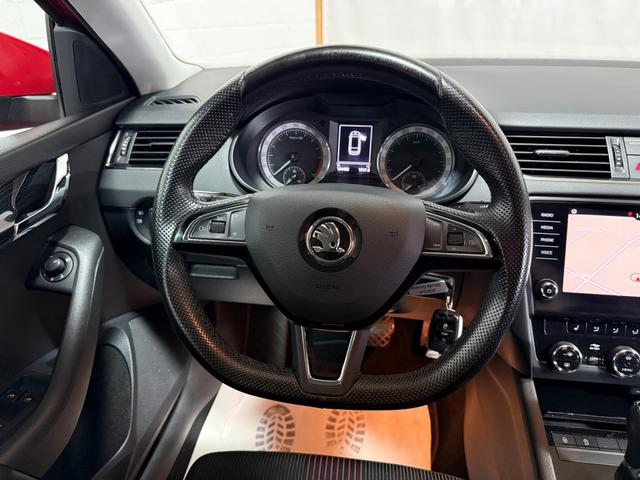 Skoda Octavia Combi 2.0 TDI Style NAVI LED AHK SHZ PDC 