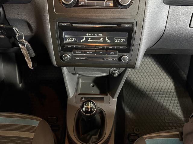 Volkswagen Caddy Maxi 1.6 TDI Roncalli 7.Sitzer PDC SHZ AHK 