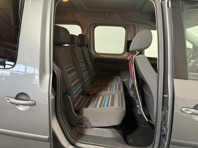 Volkswagen Caddy Maxi 1.6 TDI Roncalli 7.Sitzer PDC SHZ AHK 
