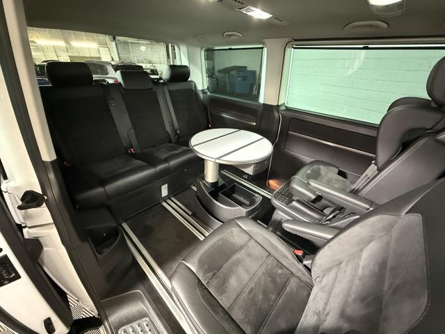 Volkswagen T6 Multivan 2.0 TDI DSG Generation Six ACC NAVI STH 