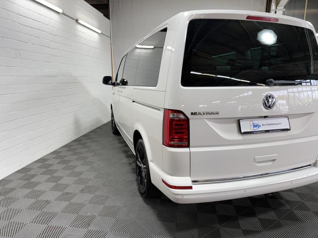 Volkswagen T6 Multivan 2.0 TDI DSG Generation Six ACC NAVI STH 