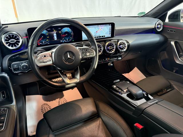 Mercedes-Benz CLA-Klasse CLA 220d AMG Line Night Burmester Kamera LED SHZ 