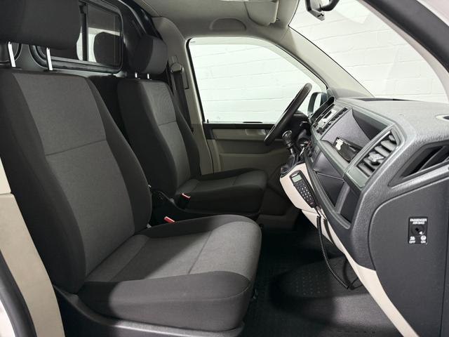 Volkswagen T6 Transporter 2.0 TDI 4Motion Kasten Klima Standh. AHK 