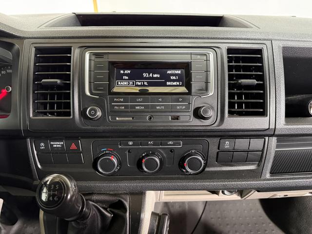 Volkswagen T6 Transporter 2.0 TDI 4Motion Kasten Klima Standh. AHK 