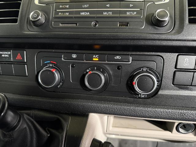 Volkswagen T6 Transporter 2.0 TDI 4Motion Kasten Klima Standh. AHK 