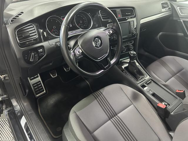 Volkswagen Golf Variant VII 2.0 TDI BMT Allstar ACC NAVI STH 