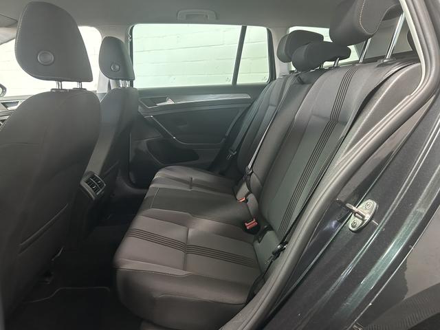 Volkswagen Golf Variant VII 2.0 TDI BMT Allstar ACC NAVI STH 