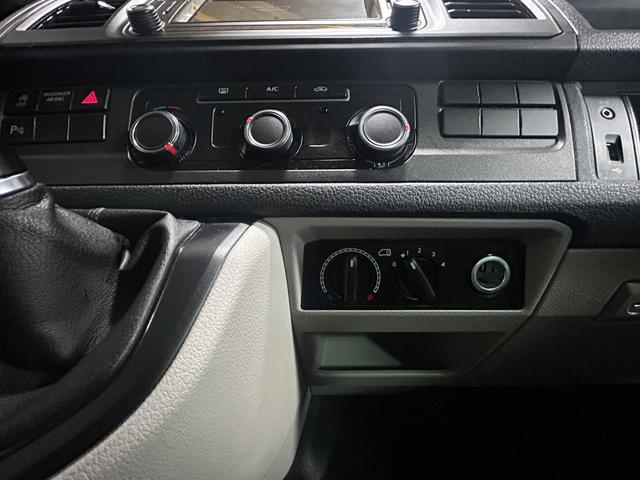 Volkswagen T6 Transporter 2.0 TDI Kombi lang Hoch 7.Sitzer Klima 