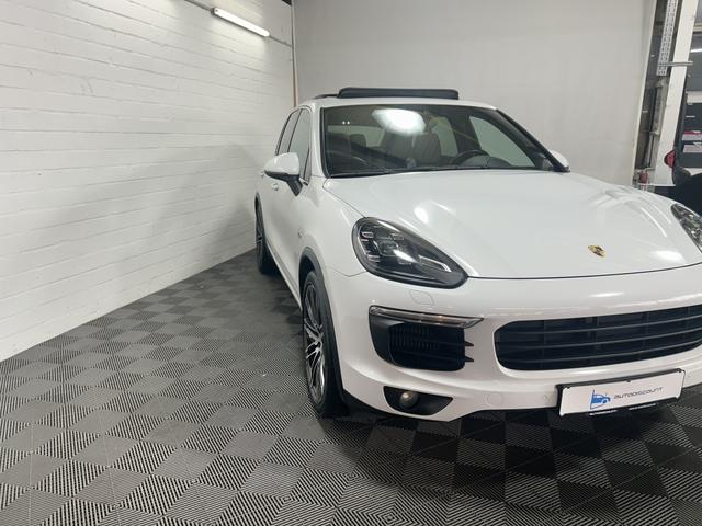 Porsche Cayenne S 4.2 V8 Diesel CarPlay PDLS PANO BOSE 