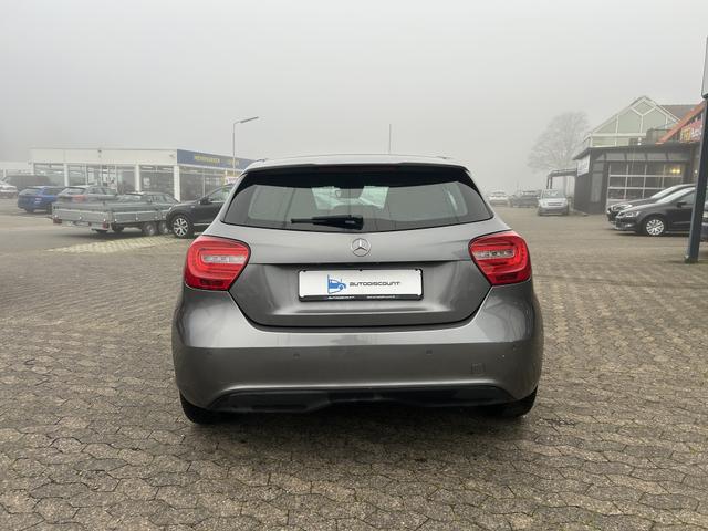 Mercedes-Benz A-Klasse A 180 Style Bi-Xenon Kamera PDC Teilleder SHZ 