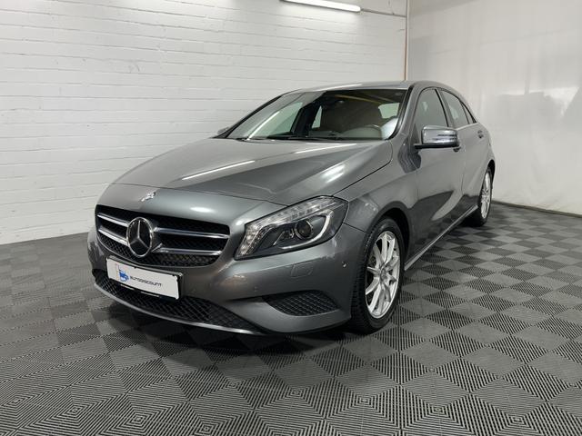 Mercedes-Benz A-Klasse - A 180 Style Bi-Xenon Kamera PDC Teilleder SHZ