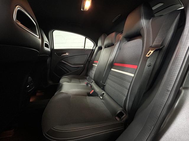 Mercedes-Benz A-Klasse A 180 Style Bi-Xenon Kamera PDC Teilleder SHZ 