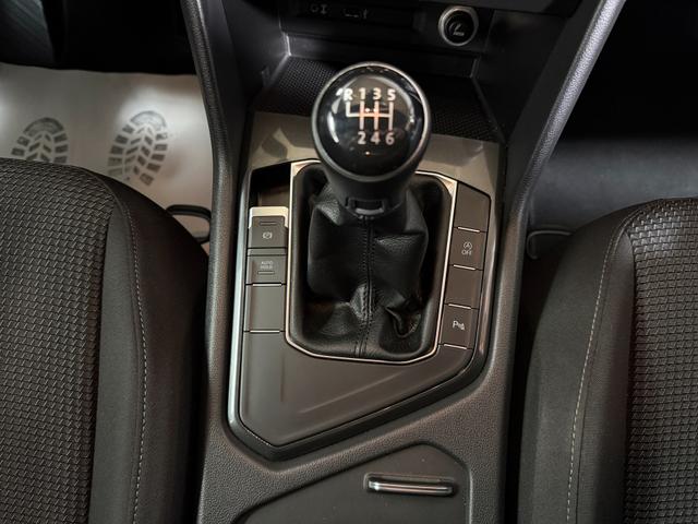 Volkswagen Tiguan 1.4 TSI BMT Trendline Klima NAVI SHZ AHK 