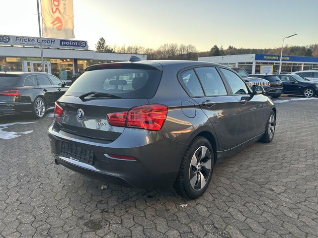 BMW 1er 118i Advantage LED SHZ PDC NAVI KLIMA DCC USB 