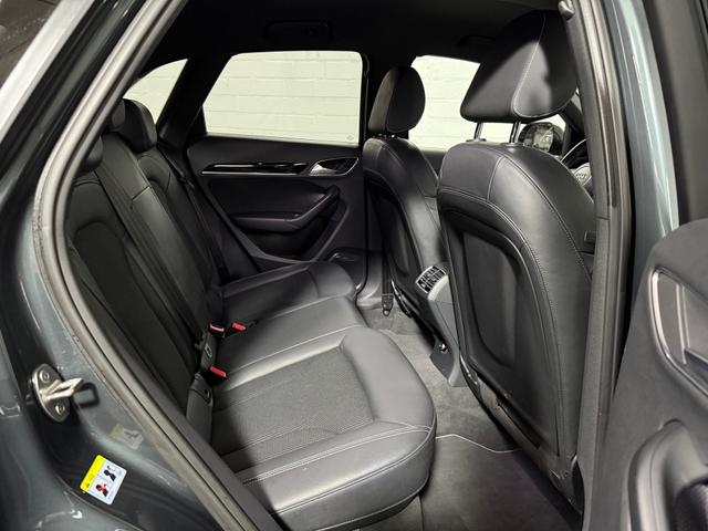 Audi Q3 2.0 TDI S line Competition exclusive LED BOSE 