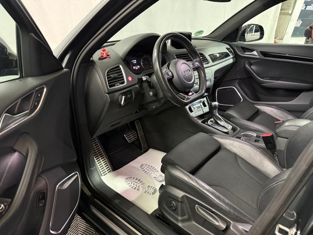 Audi Q3 2.0 TDI S line Competition exclusive LED BOSE 