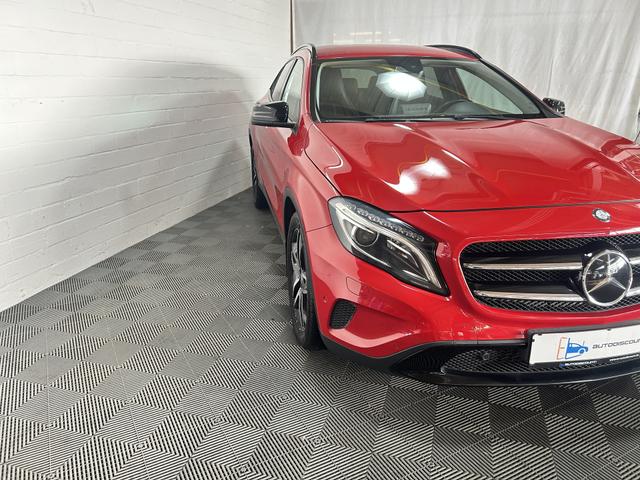 Mercedes-Benz GLA 200d URBAN 4Matic Night NAVI AHK STH SHZ 