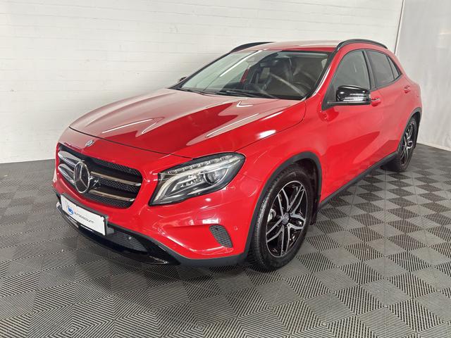 Mercedes-Benz GLA - 200d URBAN 4Matic Night NAVI AHK STH SHZ