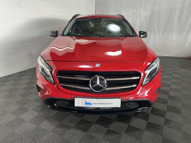 Mercedes-Benz GLA 200d URBAN 4Matic Night NAVI AHK STH SHZ 