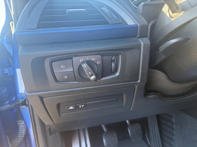 BMW 1er 120d M-Paket KeyGo Kamera Xenon NAVI 