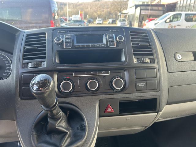 Volkswagen T5 Kastenwagen 2.0 TDI Kasten lang 