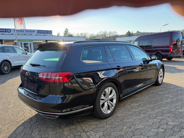 Volkswagen Passat Variant 2.0 TDI Highline R-Line PANO ACC AHK LED 