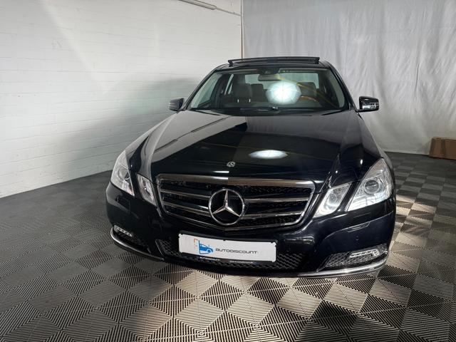 Mercedes-Benz E-Klasse E350 CGI Elegance BlueEfficiecy Brabus Distr. NAVI PANO 