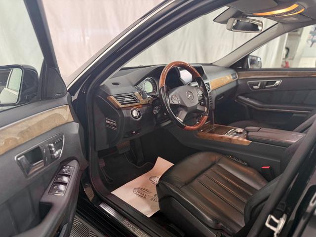 Mercedes-Benz E-Klasse E350 CGI Elegance BlueEfficiecy Brabus Distr. NAVI PANO 