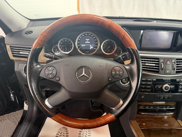 Mercedes-Benz E-Klasse E350 CGI Elegance BlueEfficiecy Brabus Distr. NAVI PANO 