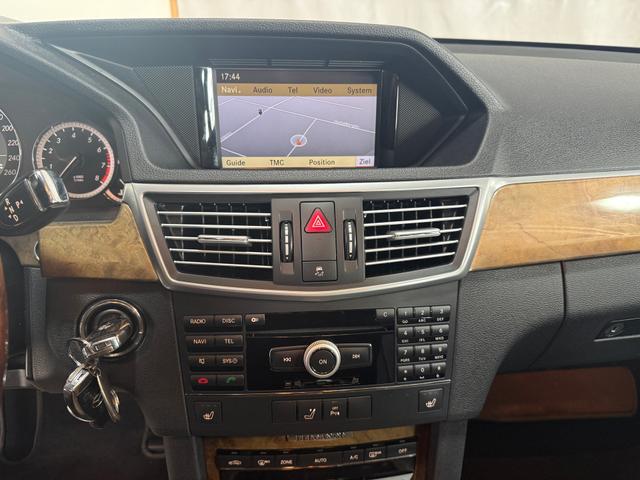 Mercedes-Benz E-Klasse E350 CGI Elegance BlueEfficiecy Brabus Distr. NAVI PANO 