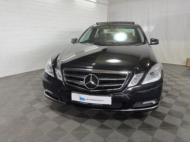 Mercedes-Benz E-Klasse E350 CGI Elegance BlueEfficiecy Brabus Distr. NAVI PANO 