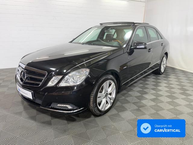 Mercedes-Benz E-Klasse - E350 CGI Elegance BlueEfficiecy Brabus Distr. NAVI PANO