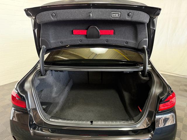 BMW M5 Competition Laser Leder ACC NAVI M Drivers 