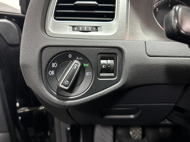 Volkswagen Golf 1.6 TDI Comfortline BMT NAVI SHZ PDC 