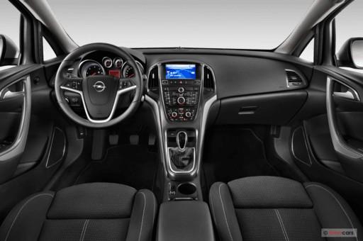 Opel Astra Sports Tourer J 2.0 CDTI Innovation 