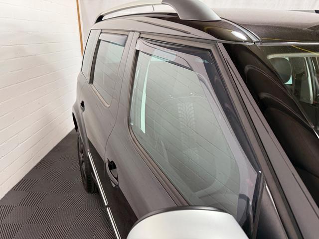 Skoda Yeti 2.0 TDI Adventure Green tec SHZ NAVI AHK 