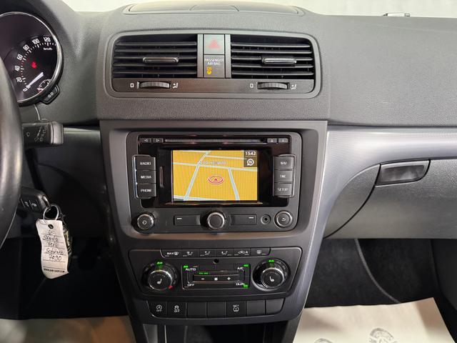 Skoda Yeti 2.0 TDI Adventure Green tec SHZ NAVI AHK 