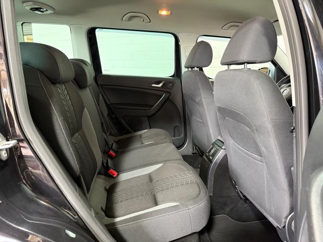 Skoda Yeti 2.0 TDI Adventure Green tec SHZ NAVI AHK 