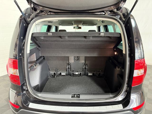 Skoda Yeti 2.0 TDI Adventure Green tec SHZ NAVI AHK 