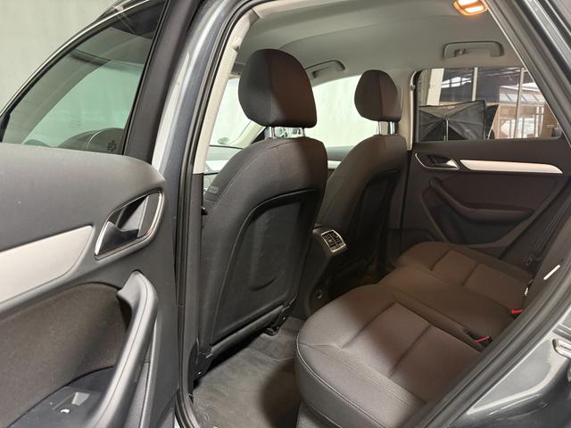 Audi Q3 1.4 TFSI S-tronic Xenon Temp. NAVI SHZ PDC 