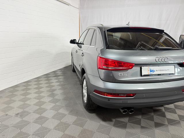 Audi Q3 1.4 TFSI S-tronic Xenon Temp. NAVI SHZ PDC 